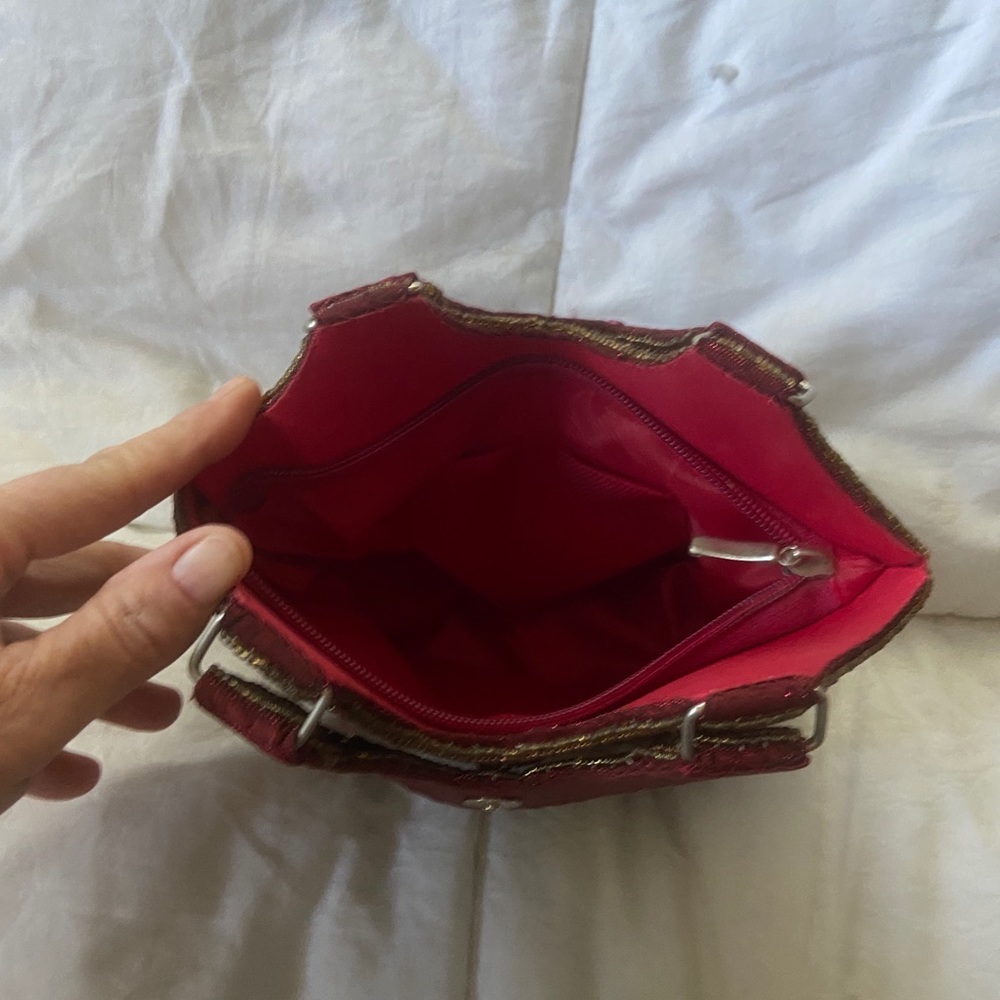 Handbag - Picture 2 of 2